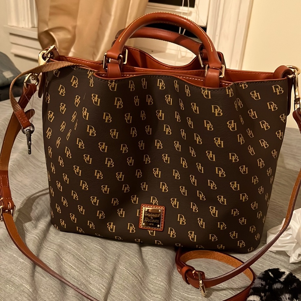 DOONEY & BOURKE Gretta Handbag in brown tmoro